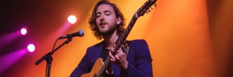Noah Lennon Kloser: Ein Blick auf den aufstrebenden Künstler und seine Musik