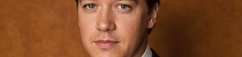 T. R. Knight: Der Werdegang eines vielseitigen Schauspielers und seine besten Rollen