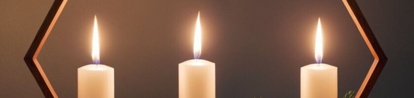 Ausgefallene, längliche und moderne Adventskränze für eine stilvolle Weihnachtsdekoration