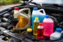 Flüssigkeiten im Auto